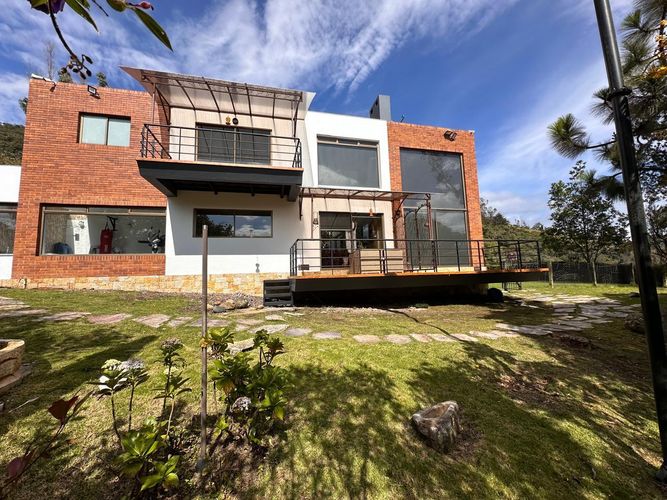 Casa de 3 alcobas en venta en Vereda El Salitre, La Calera, 295 m² · foto 11 de 24