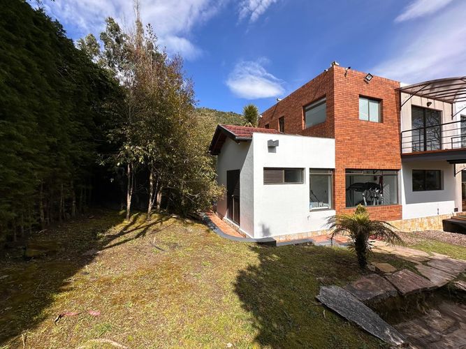 Casa de 3 alcobas en venta en Vereda El Salitre, La Calera, 295 m² · foto 13 de 24