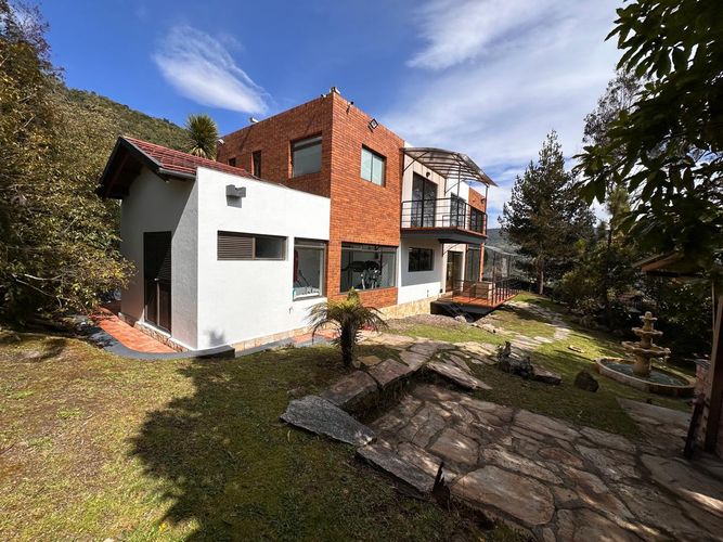 Casa de 3 alcobas en venta en Vereda El Salitre, La Calera, 295 m² · foto 14 de 24