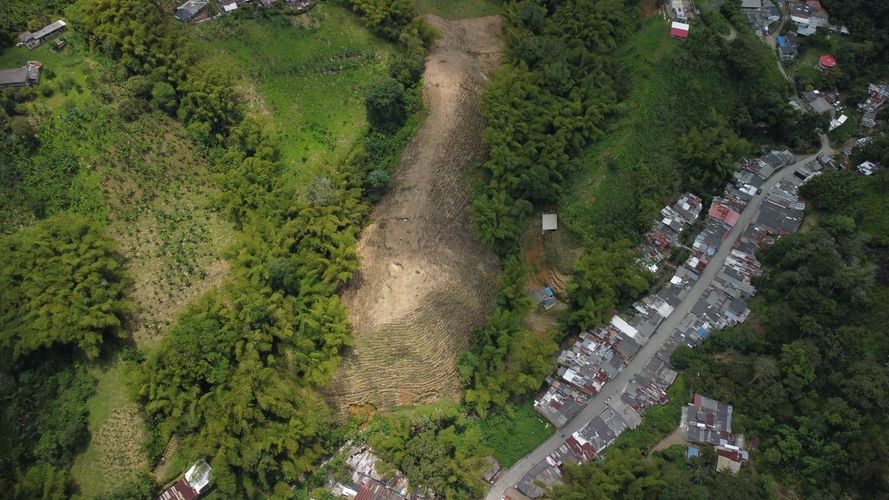 Lote en venta en Frailes, Dosquebradas, 18571 m² · foto 10 de 19