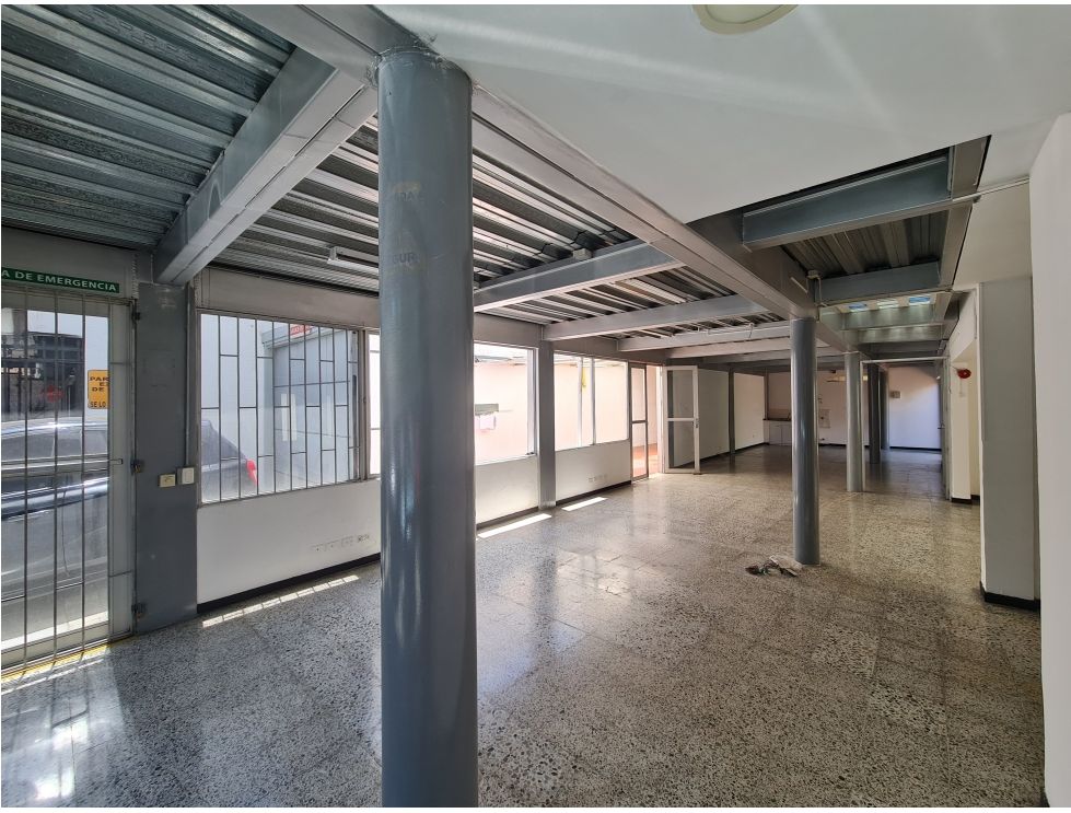Local en Venta en El Poblado, Medellín - Miniatura 3