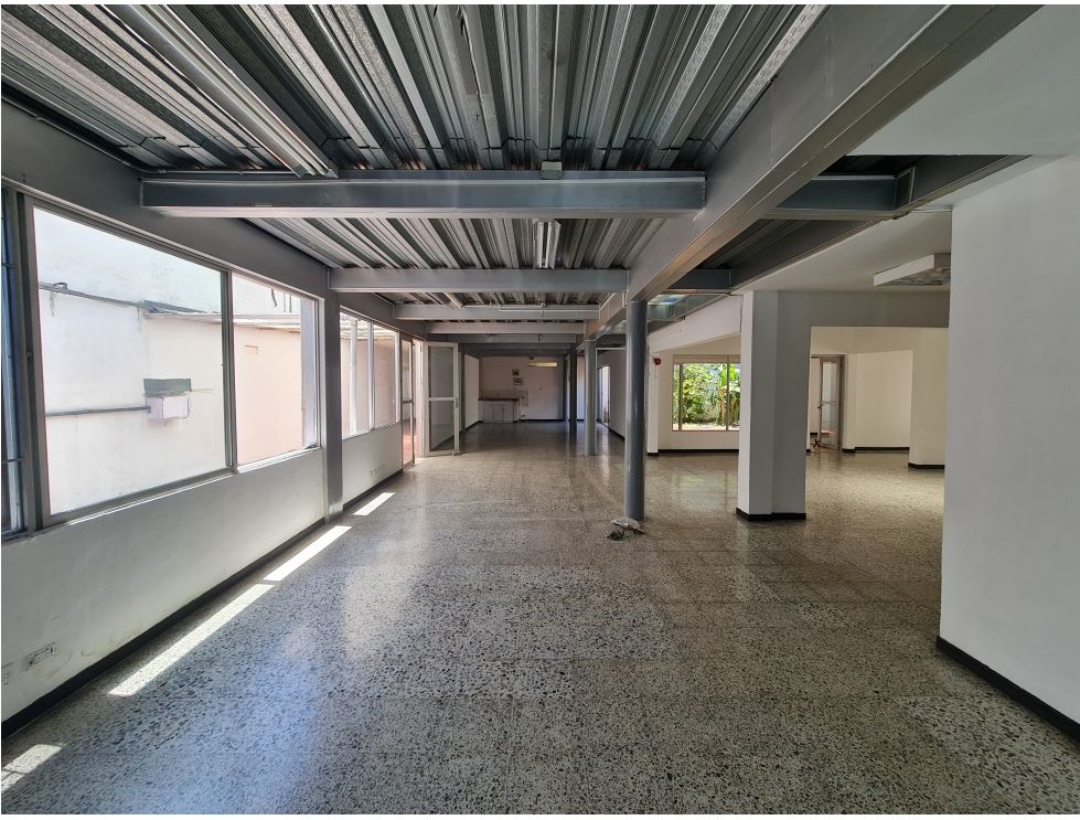 Local en Venta en El Poblado, Medellín - Miniatura 5