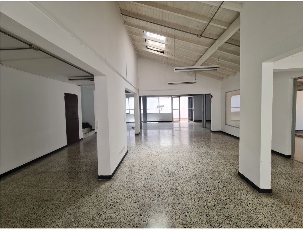 Local en Venta en El Poblado, Medellín - Miniatura 23