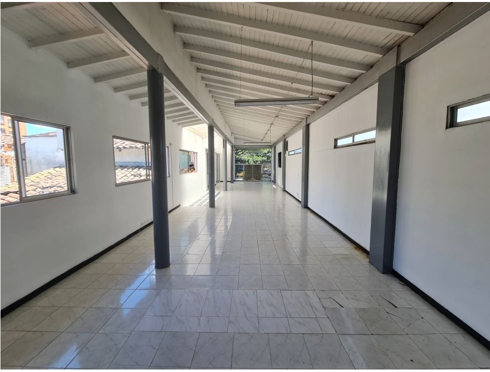 Local en Venta en El Poblado, Medellín - Miniatura 28