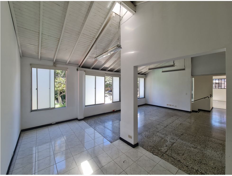 Local en Venta en El Poblado, Medellín - Miniatura 29