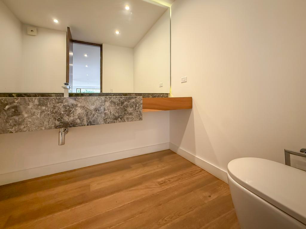 Apartamento en venta en Chico Norte, Bogotá · foto 8 de 18