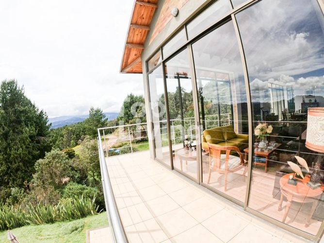 Casa de 4 alcobas en venta en Yerbabuena, Chía, 340 m² · foto 4 de 9