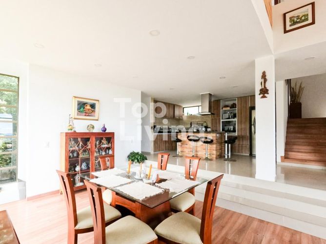 Casa de 4 alcobas en venta en Yerbabuena, Chía, 340 m² · foto 5 de 9