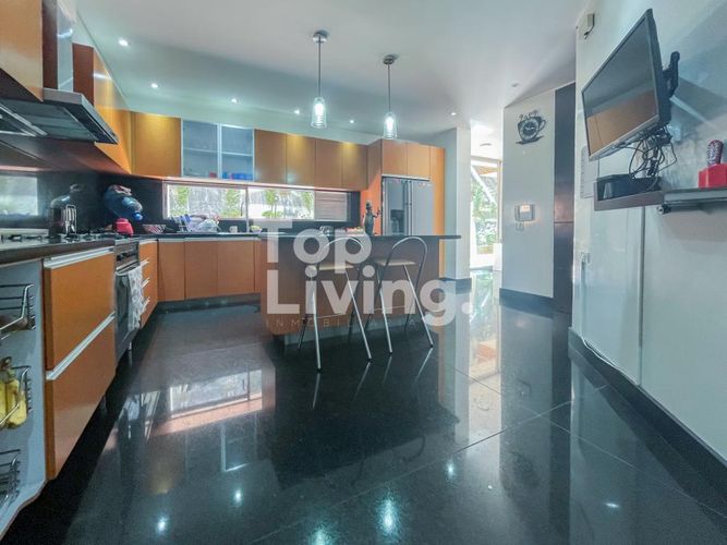 Apartamento de 3 alcobas en venta en Montearroyo, Bogotá, 347 m² · foto 8 de 21
