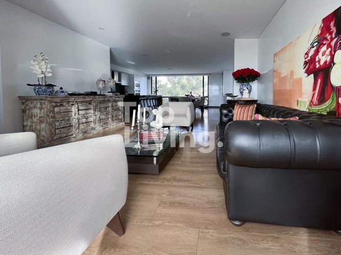 Apartamento en venta en Chapinero Alto, Bogotá · foto 2 de 24
