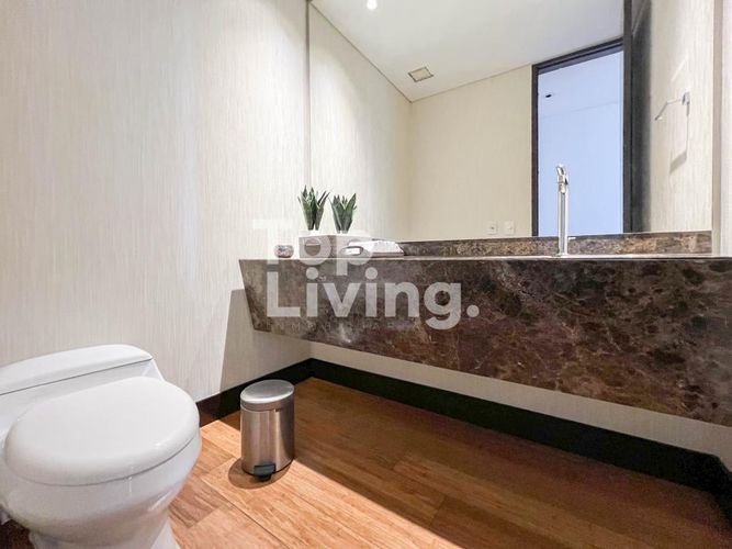 Apartamento de 4 alcobas en venta en Los Rosales, Bogotá, 394 m² · foto 10 de 24