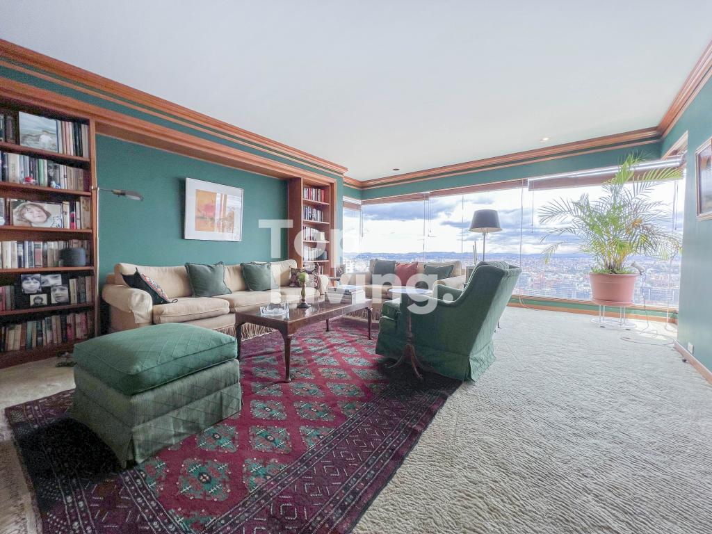 Apartamento en venta en Los Rosales, Bogotá · foto 3 de 16