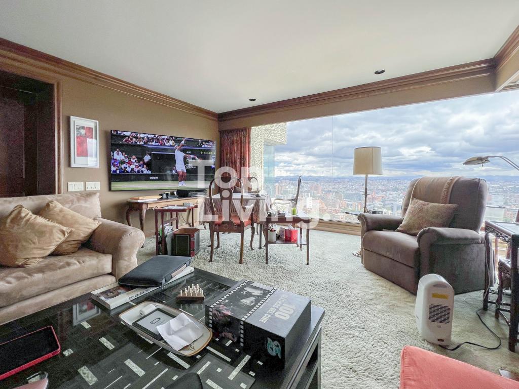 Apartamento en venta en Los Rosales, Bogotá · foto 9 de 16