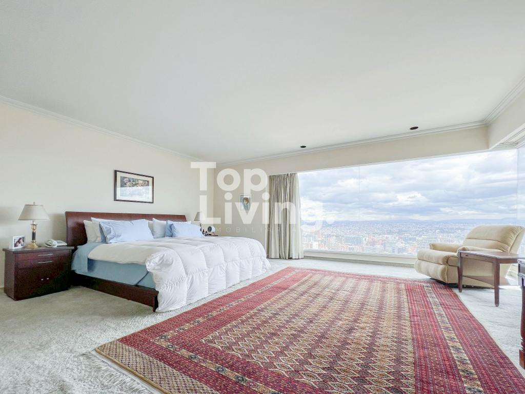 Apartamento en venta en Los Rosales, Bogotá · foto 10 de 16