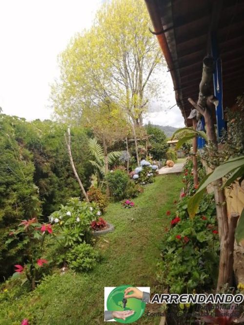 Casa de 3 alcobas en venta en El Salado, Guarne · foto 2 de 24