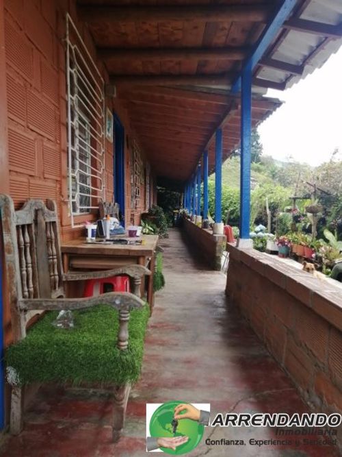 Casa de 3 alcobas en venta en El Salado, Guarne · foto 4 de 24