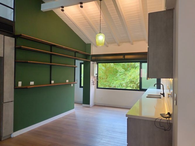 Apartamento de 3 alcobas en arriendo en El Poblado, Medellín, 235 m² · foto 4 de 20