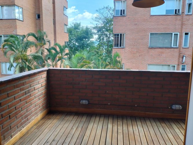 Apartamento de 3 alcobas en arriendo en El Poblado, Medellín, 235 m² · foto 20 de 20