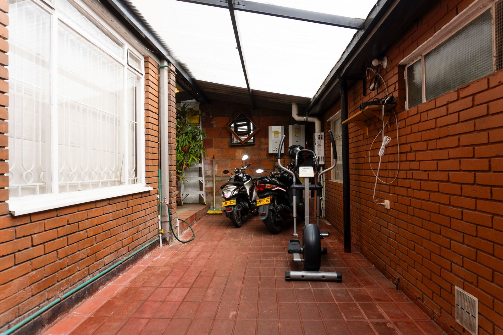 Casa en venta en La Esmeralda, Bogotá · foto 7 de 24