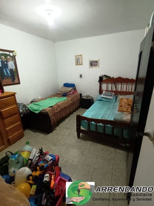 Edificio en venta en San Gabriel, Itagüí, 256 m² · foto 4 de 15