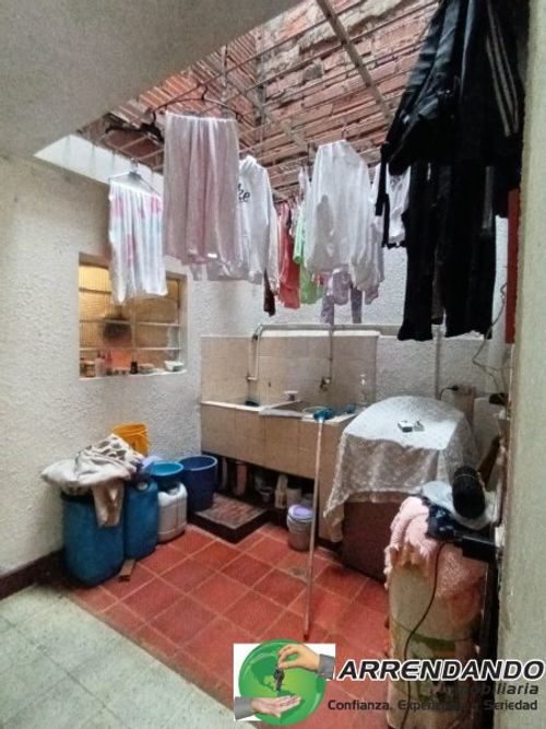 Edificio en venta en San Gabriel, Itagüí, 256 m² · foto 12 de 15