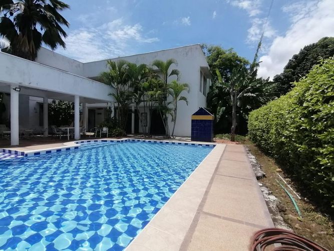 Casa de 5 alcobas en venta en Ricaurte, Ricaurte, 380 m² · foto 2 de 24