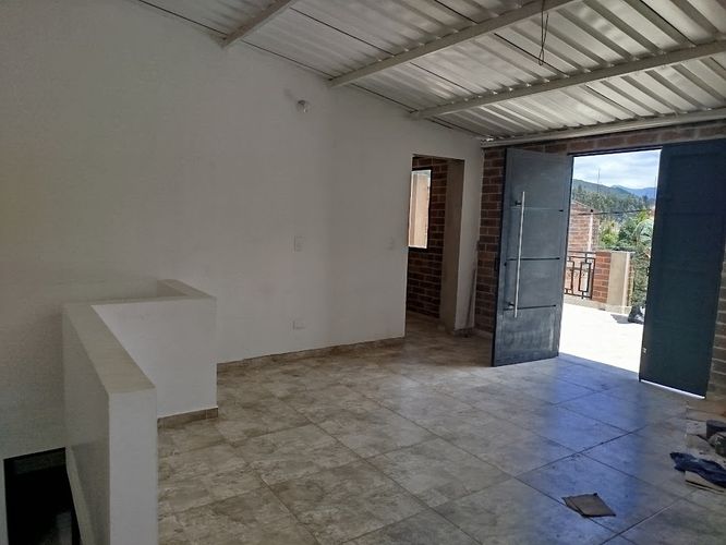 Casa de 6 alcobas en venta en Centro Tocancipá, Tocancipá, 245 m² · foto 13 de 19