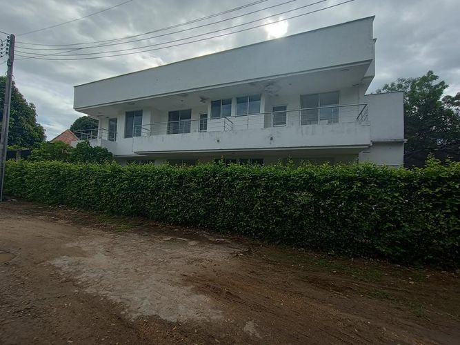Casa de 7 alcobas en venta en Ricaurte, Ricaurte, 500 m² · foto 2 de 24