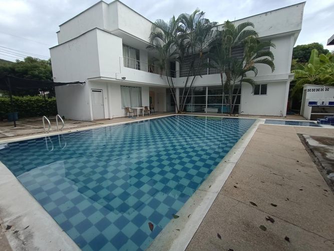Casa de 7 alcobas en venta en Ricaurte, Ricaurte, 500 m² · foto 3 de 24