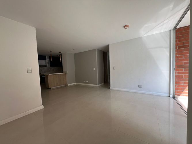 Apartamento de 3 alcobas en arriendo en Cumbres, Envigado, 100 m² · foto 5 de 20