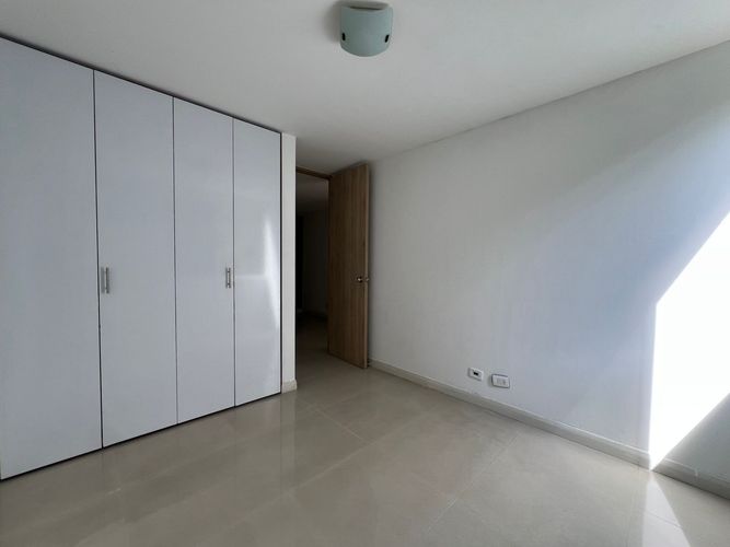 Apartamento de 3 alcobas en arriendo en Cumbres, Envigado, 100 m² · foto 9 de 20