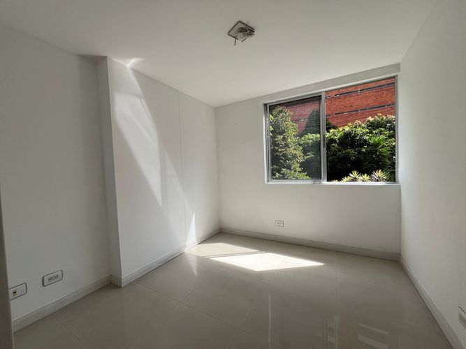 Apartamento de 3 alcobas en arriendo en Cumbres, Envigado, 100 m² · foto 13 de 20