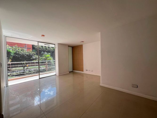 Apartamento de 3 alcobas en arriendo en Cumbres, Envigado, 100 m² · foto 17 de 20