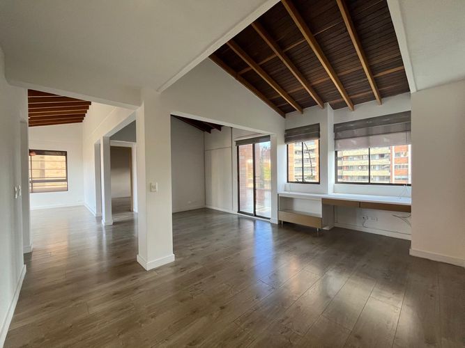 Apartamento de 1 alcoba en arriendo en El Poblado, Medellín, 98 m² · foto 3 de 14
