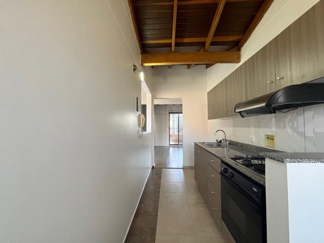 Apartamento de 1 alcoba en arriendo en El Poblado, Medellín, 98 m² · foto 10 de 14
