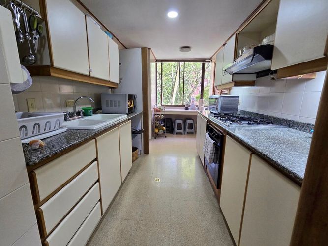 Apartamento de 4 alcobas en venta en Los Balsos, Medellín, 234 m² · foto 8 de 14