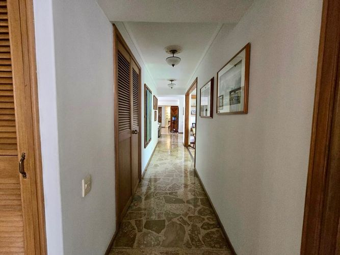Apartamento de 4 alcobas en venta en Los Balsos, Medellín, 234 m² · foto 9 de 14
