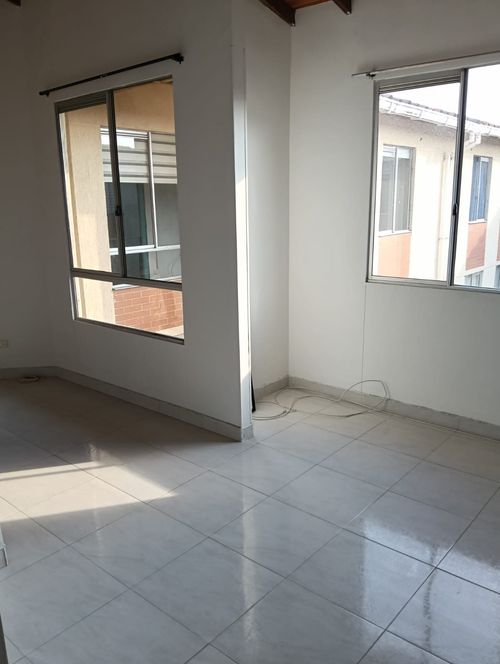 Apartamento de 2 alcobas en venta en Ub. Zuame Et Ii, Funza, 57 m² · foto 4 de 12