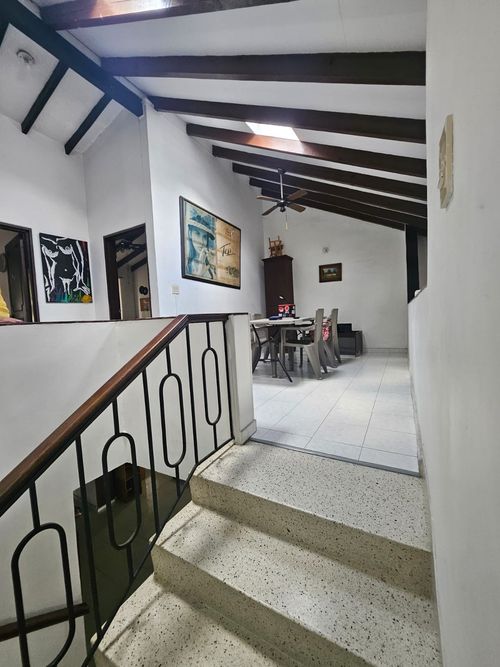 Casa de 4 alcobas en venta en Cristales, Cali, 312 m² · foto 13 de 23