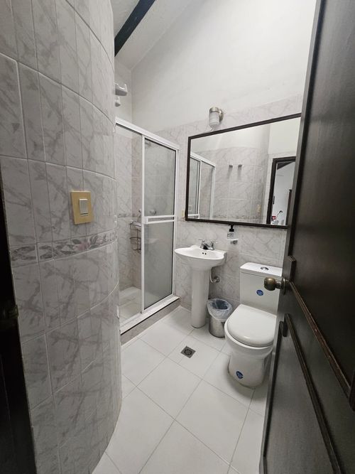 Casa de 4 alcobas en venta en Cristales, Cali, 312 m² · foto 16 de 23