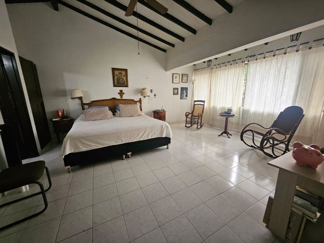 Casa de 4 alcobas en venta en Cristales, Cali, 312 m² · foto 17 de 23