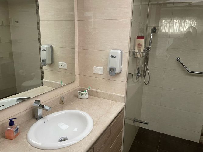 Casa de 4 alcobas en venta en Chicó Navarra, Bogotá, 619 m² · foto 21 de 24