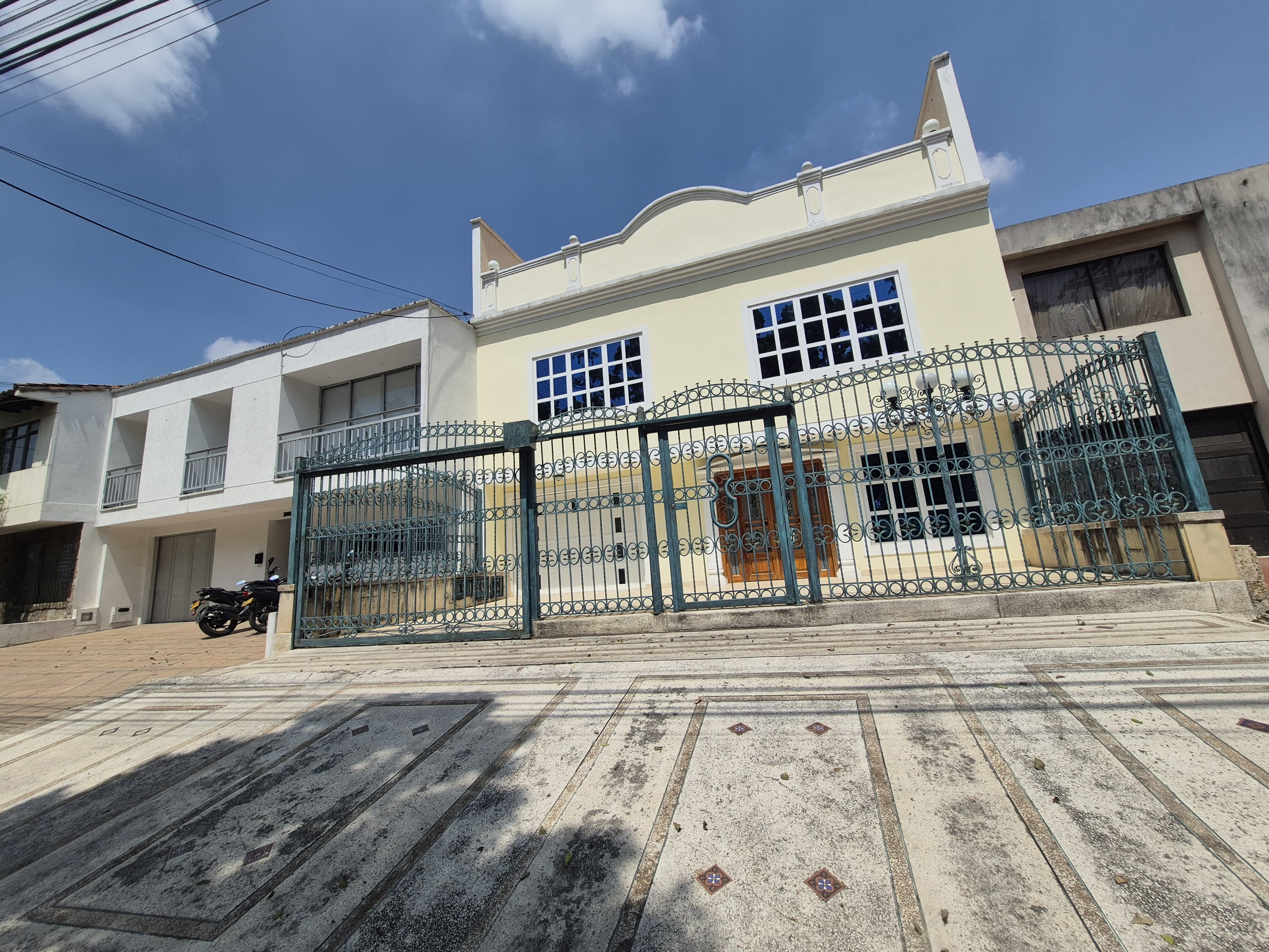 Departamento en venta bajo precio de mercado en Cali