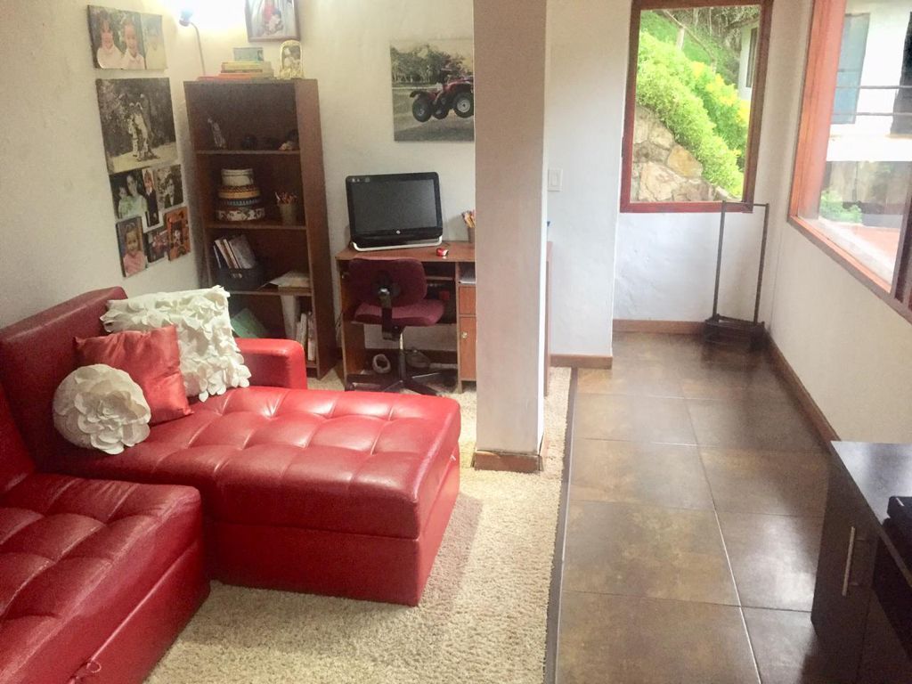 Casa en venta en El Libano, La Calera · foto 11 de 24