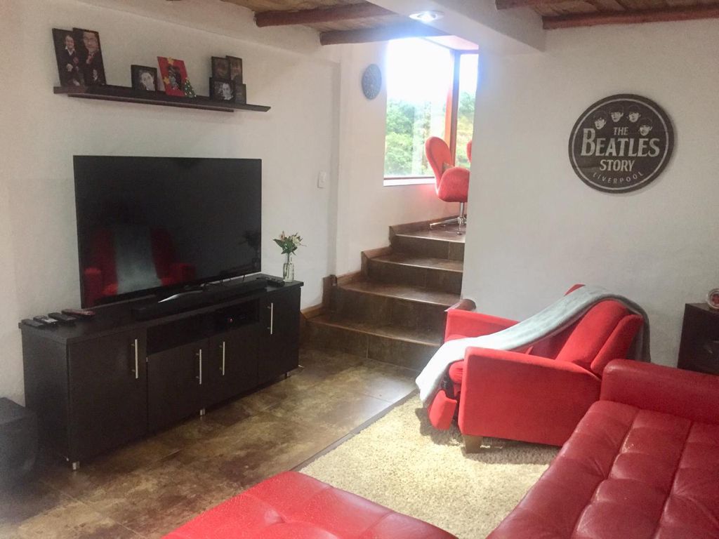 Casa en venta en El Libano, La Calera · foto 12 de 24