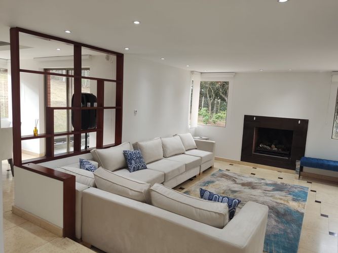 Casa de 6 alcobas en venta en Yerbabuena, Sopó, 700 m² · foto 6 de 24