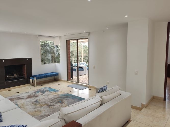 Casa de 6 alcobas en venta en Yerbabuena, Sopó, 700 m² · foto 7 de 24