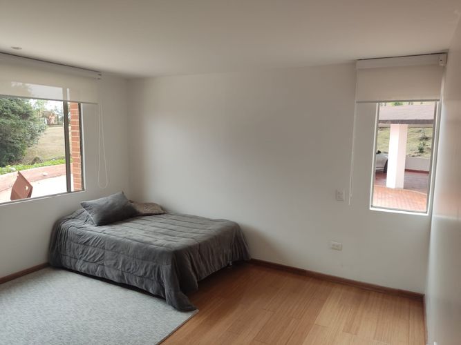 Casa de 6 alcobas en venta en Yerbabuena, Sopó, 700 m² · foto 10 de 24