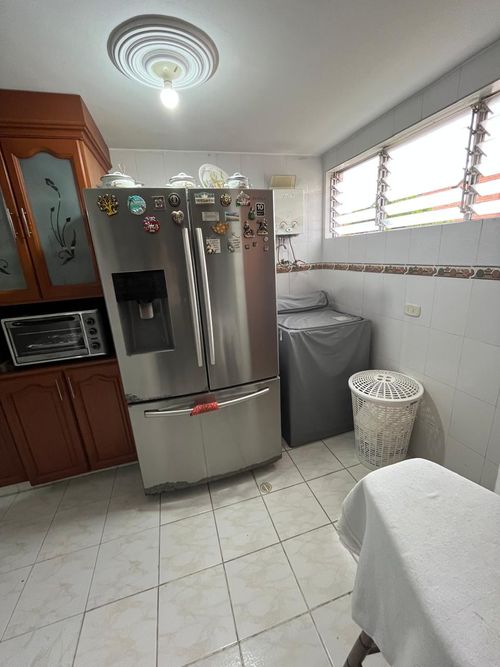 Casa de 5 alcobas en venta en Urbanizacion El Rincon Del Lago, Bucaramanga, 300 m² · foto 12 de 24