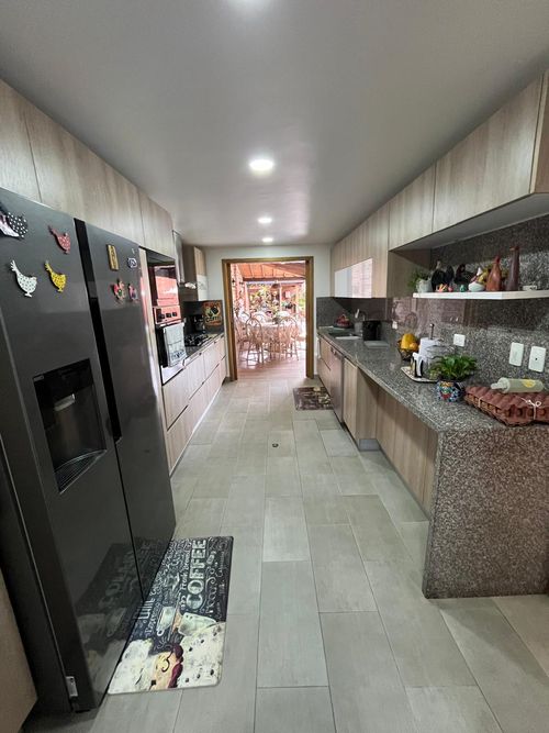 Casa de 5 alcobas en venta en Urbanizacion El Rincon Del Lago, Bucaramanga, 300 m² · foto 18 de 24